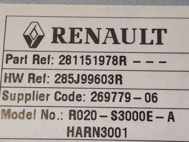 bontott DACIA SANDERO Rádió / CD