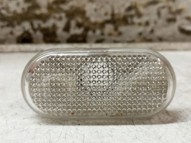 bontott DACIA SANDERO Sárvédő Irányjelző (Pozíciófüggetlen)