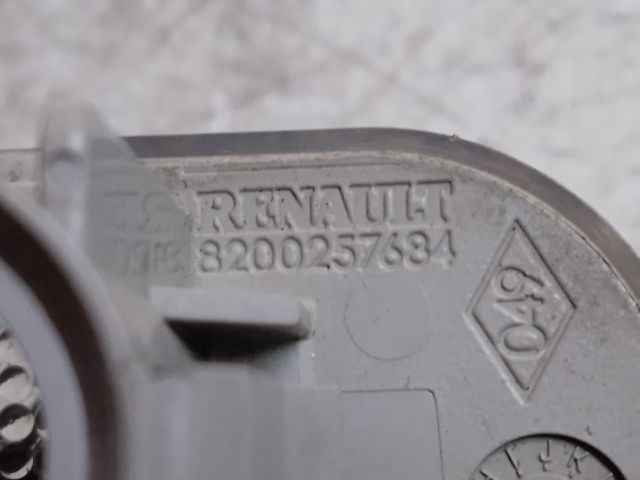 bontott DACIA SANDERO Sárvédő Irányjelző (Pozíciófüggetlen)