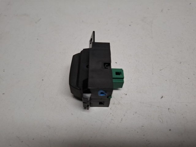 bontott DACIA SANDERO Start / Stop Indító Gomb