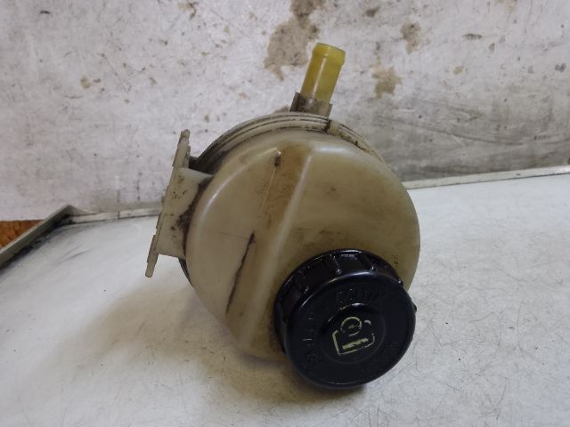 bontott DACIA SANDERO Szervóolaj Tartály