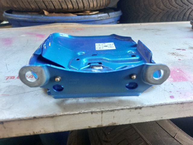 bontott DACIA SANDERO Tankajtó