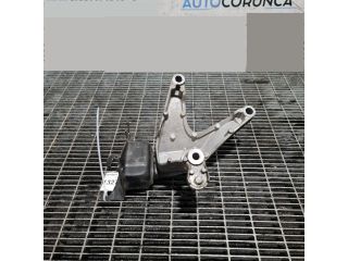 bontott DACIA SANDERO Tartó Bak