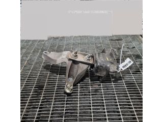 bontott DACIA SANDERO Tartó Bak