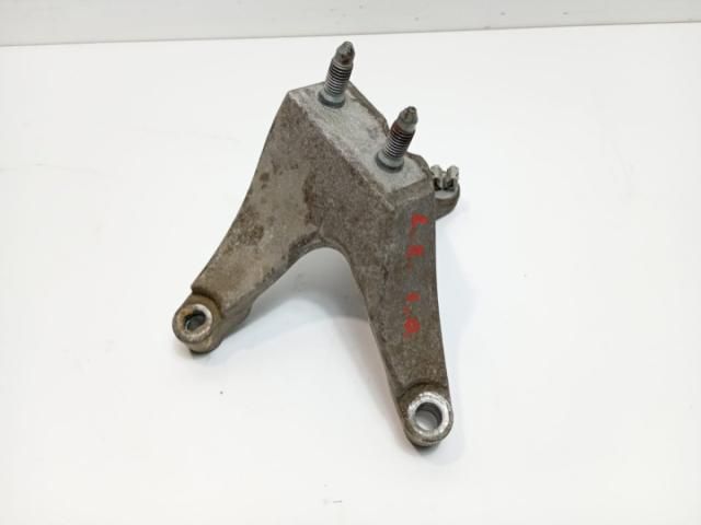 bontott DACIA SANDERO Tartó Bak