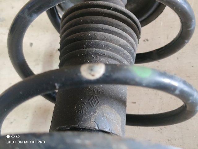 bontott DACIA SANDERO Bal első Gólyaláb (Lengécsillapító, Rugó)