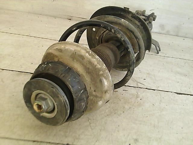 bontott DACIA SANDERO Bal első Gólyaláb (Lengécsillapító, Rugó)