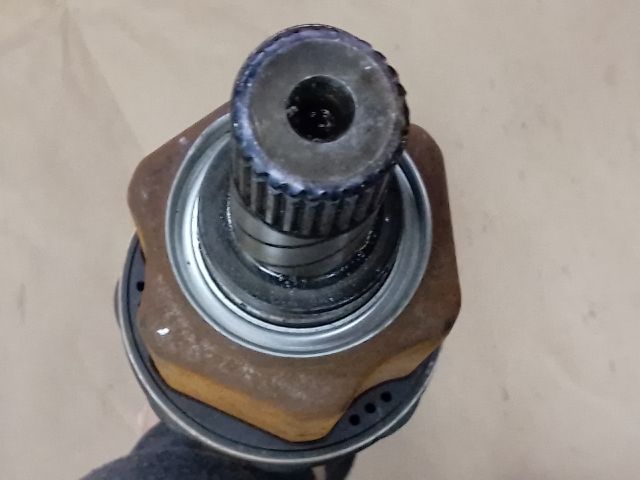 bontott DACIA SANDERO Bal Féltengely