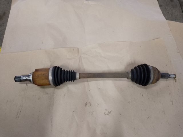 bontott DACIA SANDERO Bal Féltengely