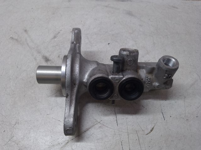 bontott DACIA SANDERO Főfékhenger