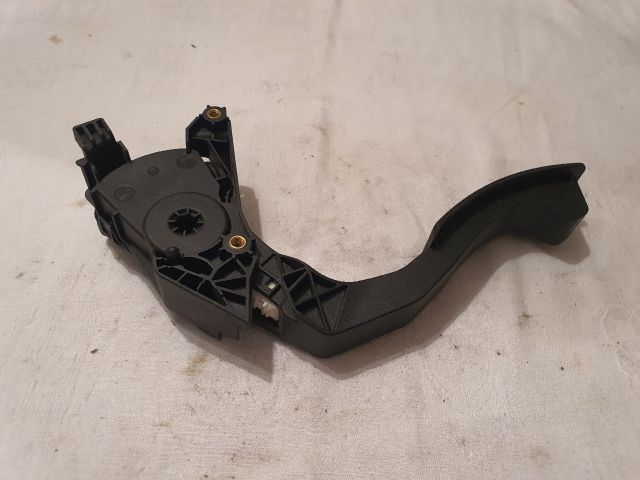 bontott DACIA SANDERO Gázpedál (Elektromos)