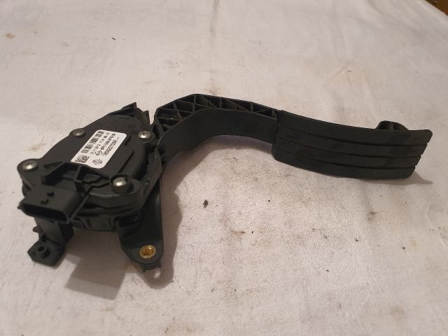 bontott DACIA SANDERO Gázpedál (Elektromos)