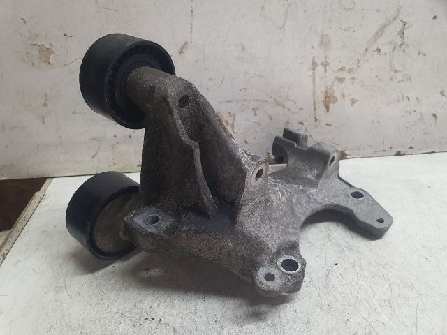 bontott DACIA SANDERO Generátor Tartó Bak