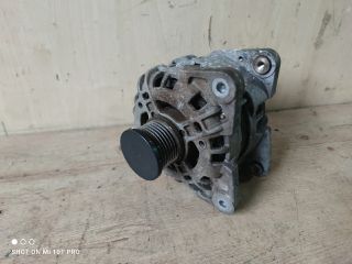 bontott DACIA SANDERO Generátor