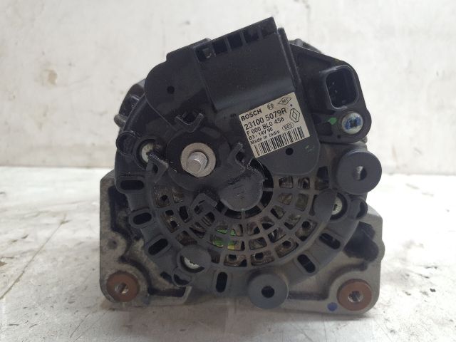 bontott DACIA SANDERO Generátor