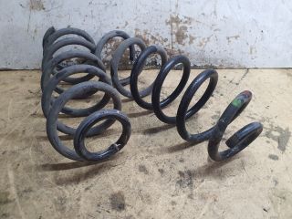 bontott DACIA SANDERO Hátsó Rugó Pár