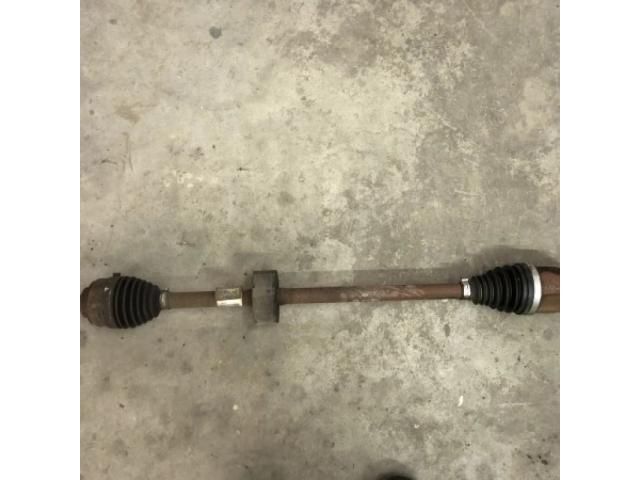 bontott DACIA SANDERO Jobb Féltengely