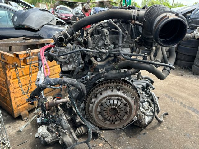 bontott DACIA SANDERO Komplett Motor (Segédberendezésekkel)