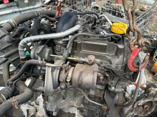 bontott DACIA SANDERO Komplett Motor (Segédberendezésekkel)