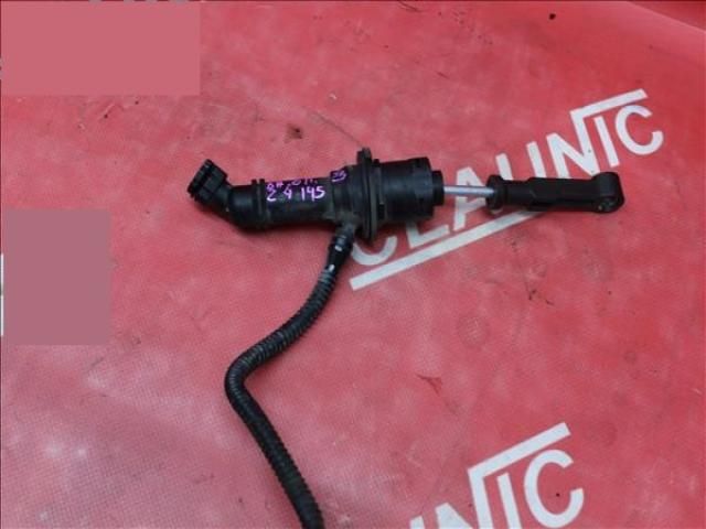 bontott DACIA SANDERO Kuplung Főhenger