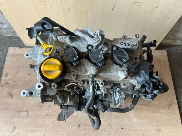 bontott DACIA SANDERO Motor (Fűzött blokk hengerfejjel)