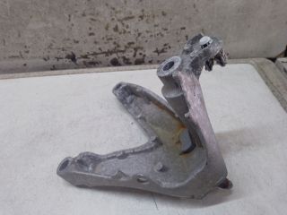 bontott DACIA SANDERO Motor Tartó Bak Bal