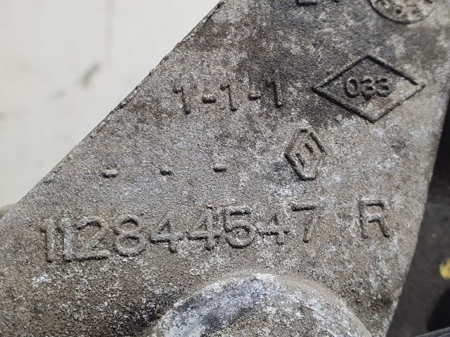 bontott DACIA SANDERO Motor Tartó Bak (Fém)