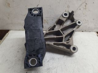 bontott DACIA SANDERO Motor Tartó Bak (Fém)
