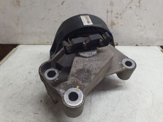 bontott DACIA SANDERO Motor Tartó Bak (Fém)