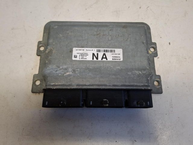 bontott DACIA SANDERO Motorvezérlő