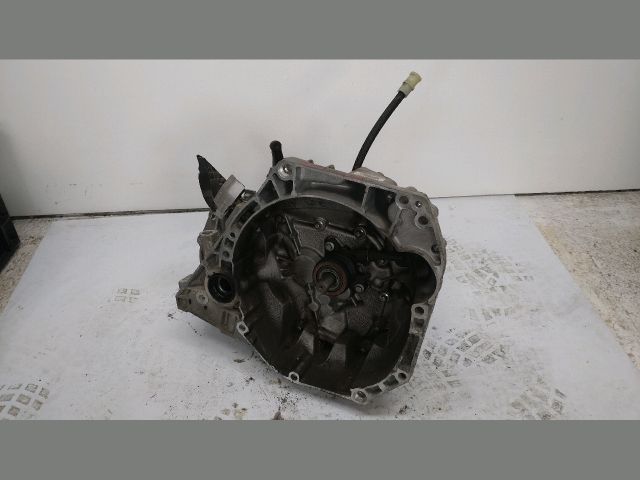 bontott DACIA SANDERO Váltó (Mechanikus)