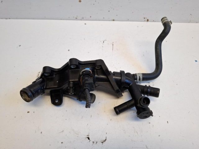 bontott DACIA SANDERO Vízcső