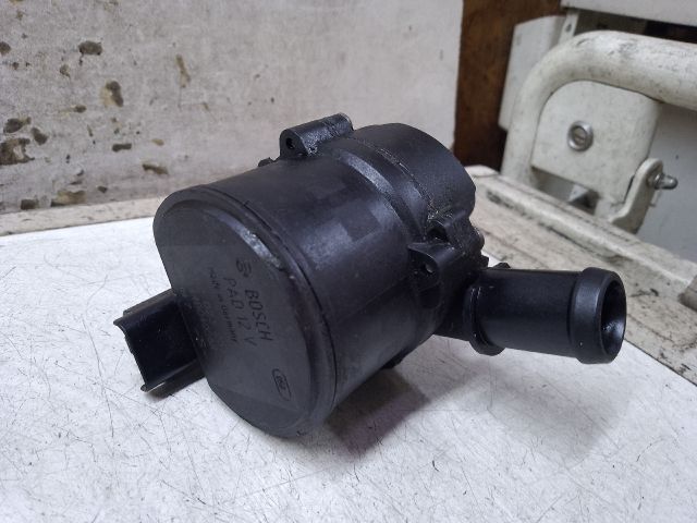 bontott DACIA SANDERO Vízpumpa