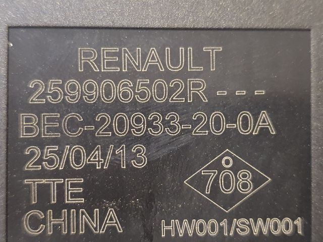 bontott DACIA SANDERO Tolatóradar Elektronika