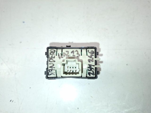 bontott DACIA SANDERO Tolatóradar Kapcsoló