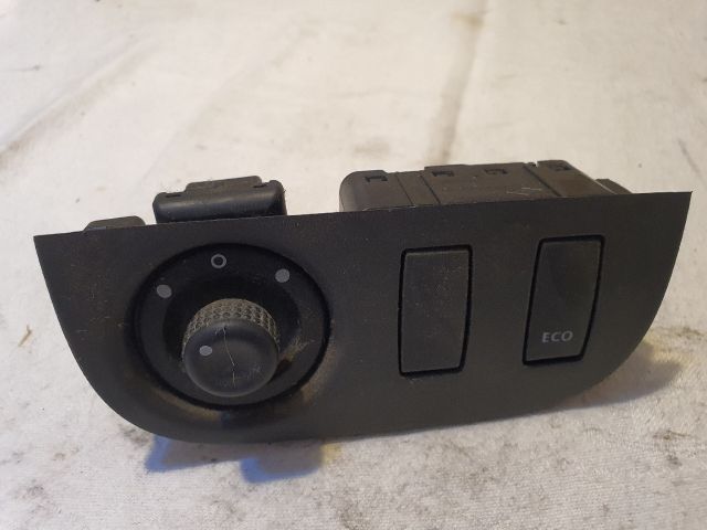 bontott DACIA SANDERO Tükör Kapcsoló