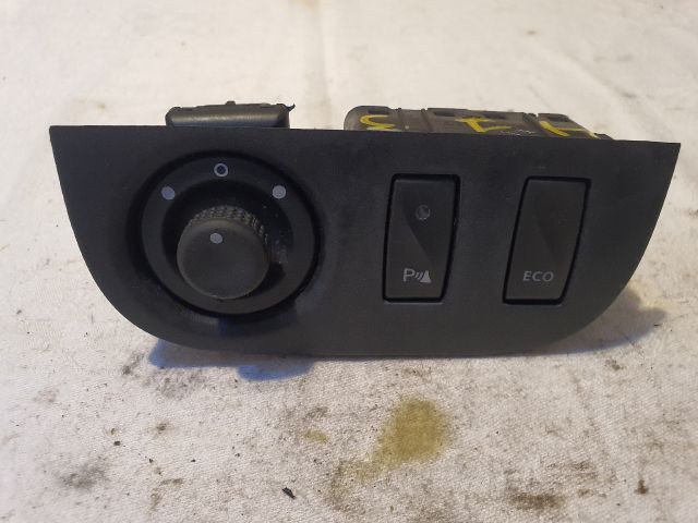 bontott DACIA SANDERO Tükör Kapcsoló