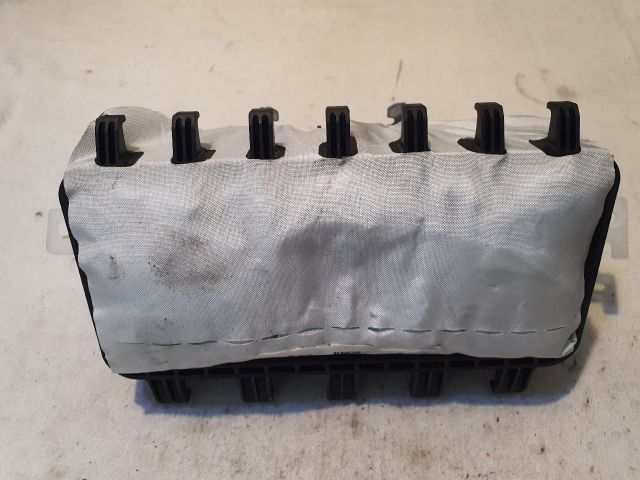 bontott DACIA SANDERO Utasoldali Légzsák