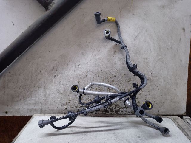 bontott DACIA SANDERO Üzemanyagcső