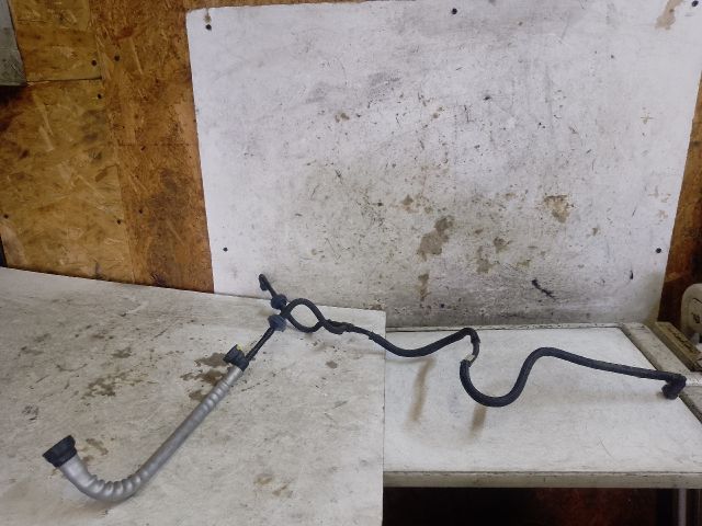 bontott DACIA SANDERO Üzemanyagcső