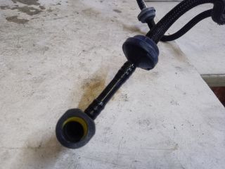 bontott DACIA SANDERO Üzemanyagcső