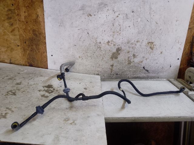 bontott DACIA SANDERO Üzemanyagcső