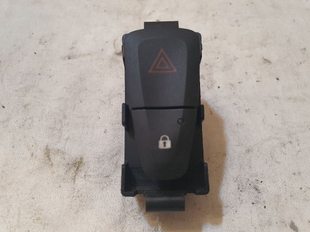 bontott DACIA SANDERO Vészvillogó Kapcsoló