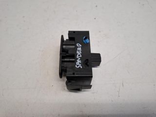 bontott DACIA SANDERO Vészvillogó Kapcsoló