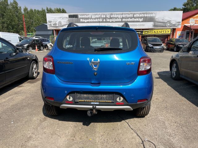 bontott DACIA SANDERO Vonóhorog