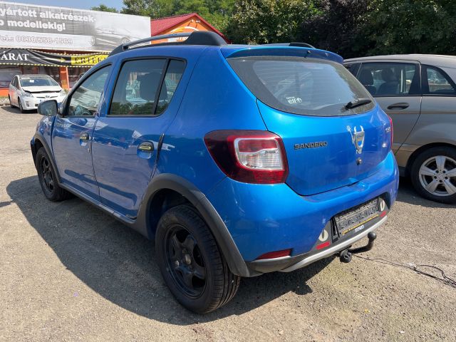 bontott DACIA SANDERO Vonóhorog