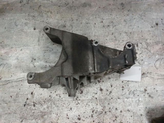 bontott DACIA SOLENZA Klímakompresszor Tartó Bak