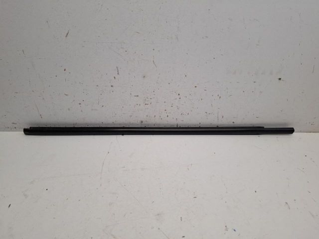 bontott DACIA SPRING Bal első Vízlehúzó Gumicsík