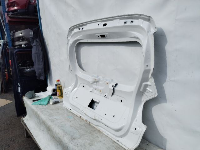 bontott DACIA SPRING Csomagtérajtó (Üres lemez)