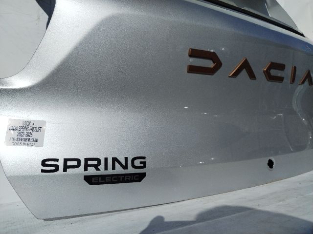 bontott DACIA SPRING Csomagtérajtó (Üres lemez)